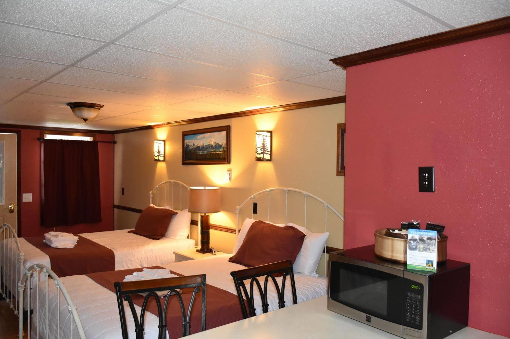 Yellowstone Condos & Suites Гардинер Экстерьер фото