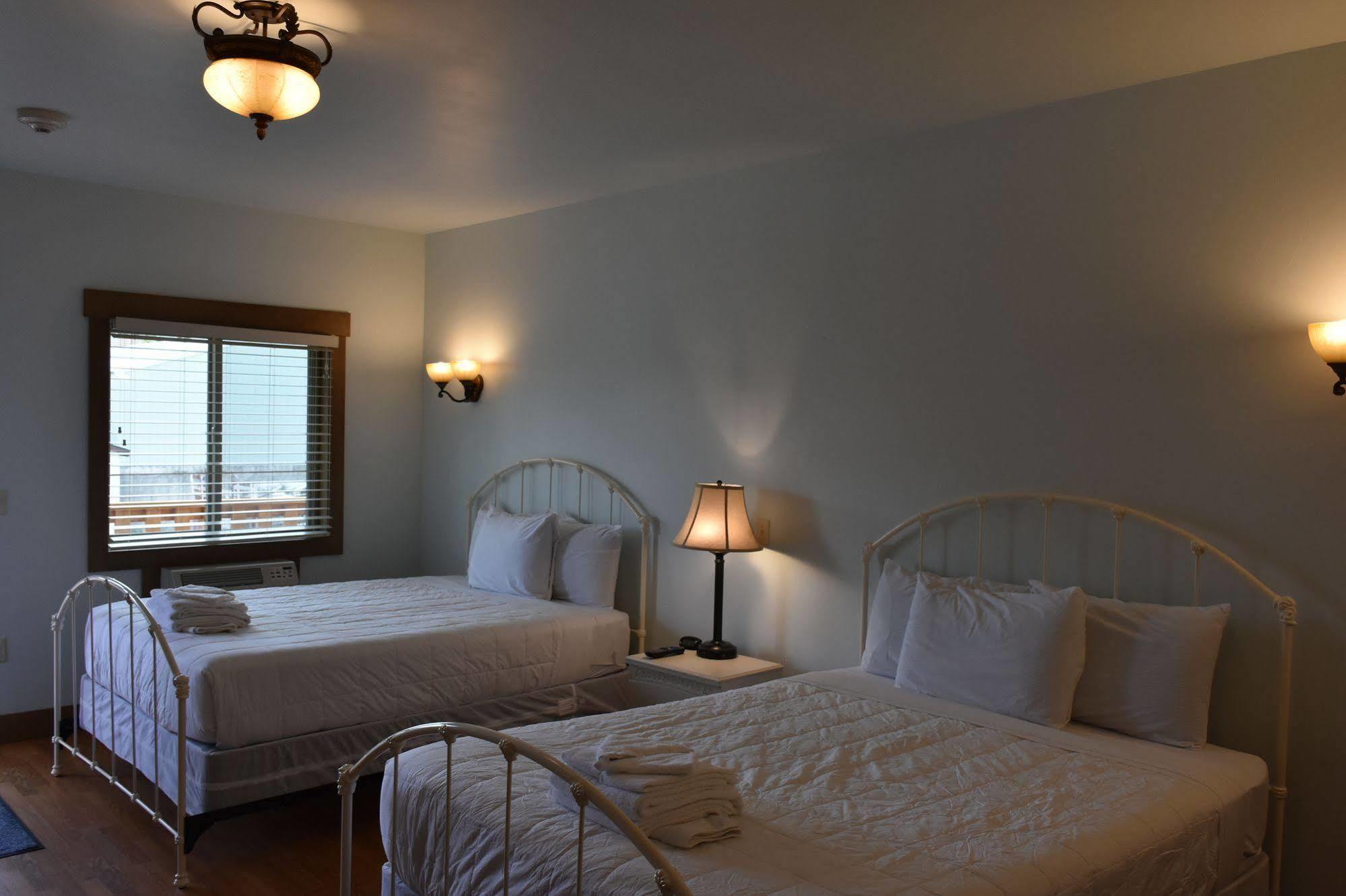 Yellowstone Condos & Suites Гардинер Экстерьер фото