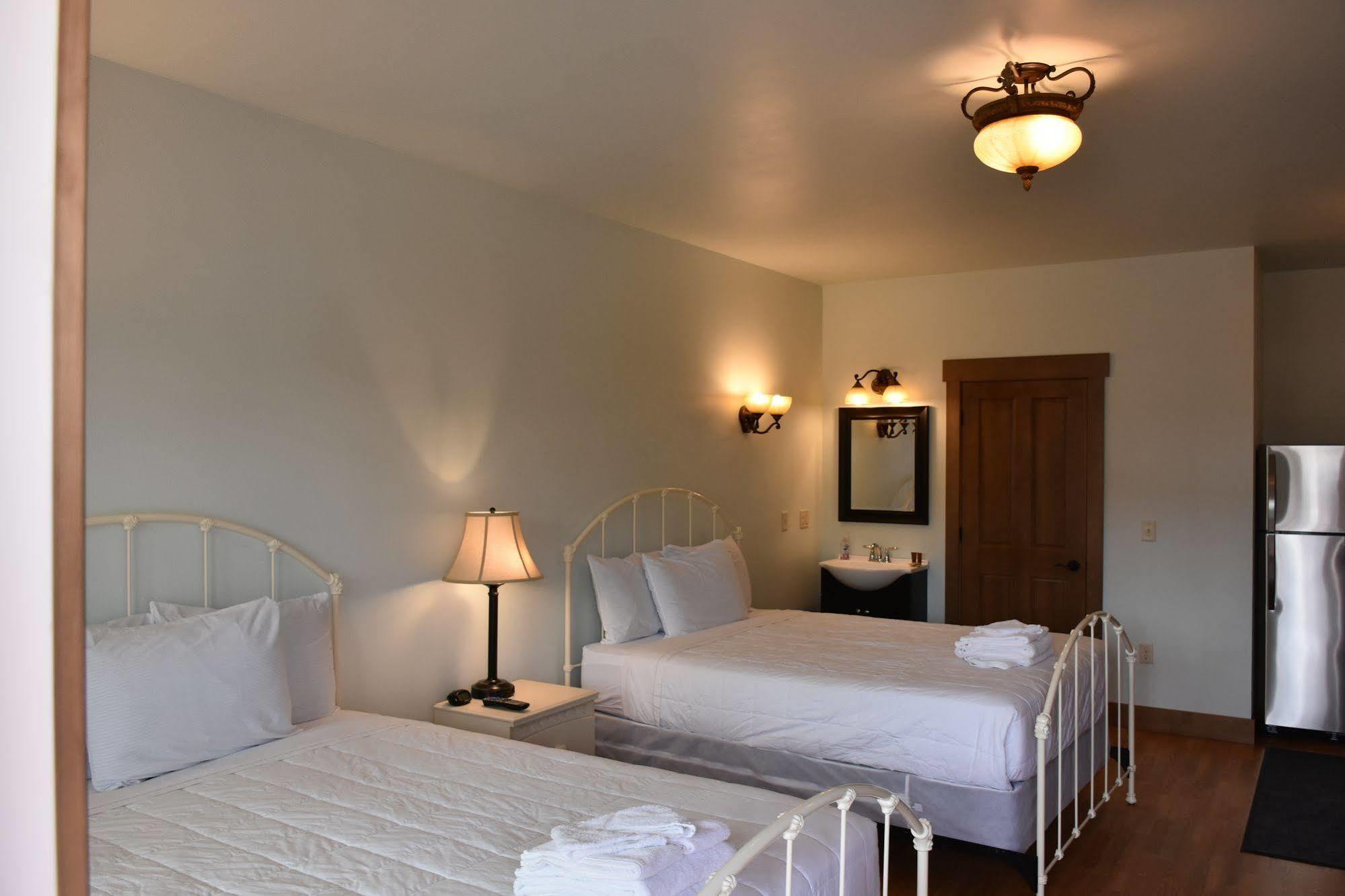 Yellowstone Condos & Suites Гардинер Экстерьер фото