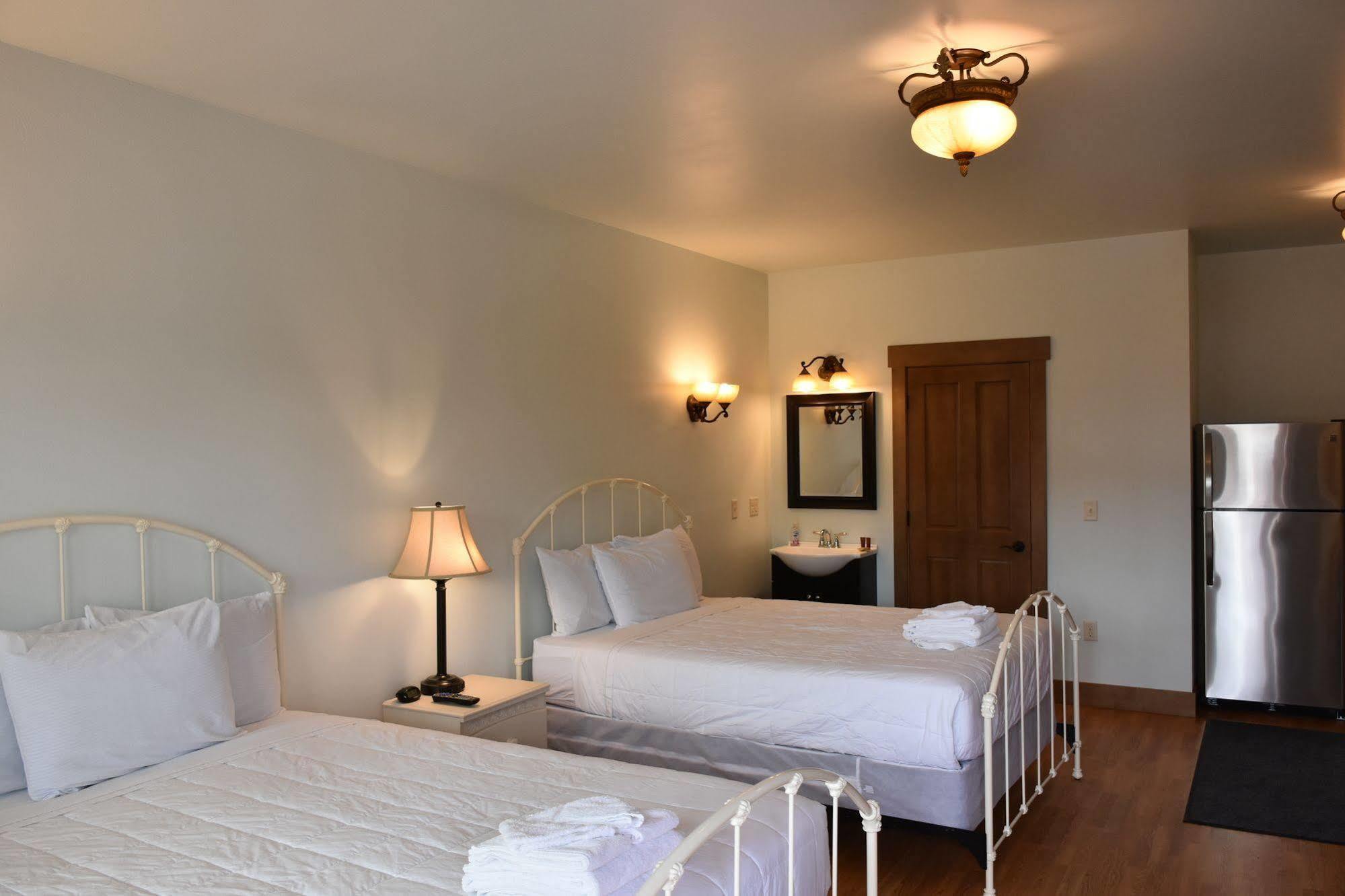 Yellowstone Condos & Suites Гардинер Экстерьер фото